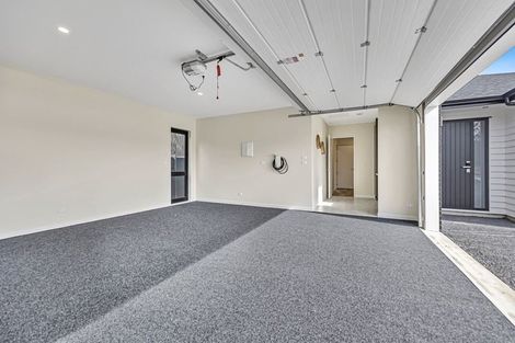 Photo of property in 4 Wheki Place, Swanson, Auckland, 0614