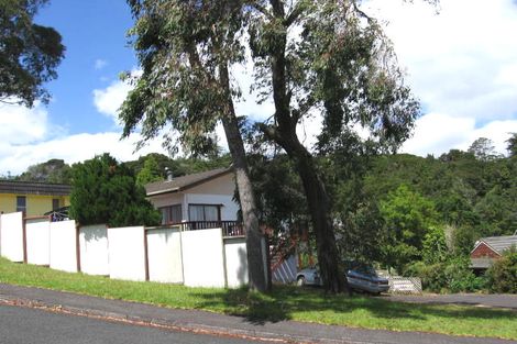 Photo of property in 2/22 Simon Ellice Drive, Bayview, Auckland, 0629