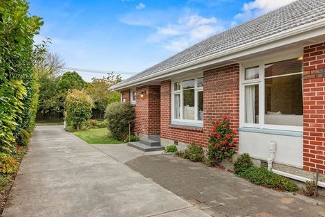 Photo of property in 35 Liverton Crescent, Bishopdale, Christchurch, 8053