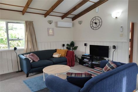 Photo of property in 40 Eyre Street, Henderson, Auckland, 0612