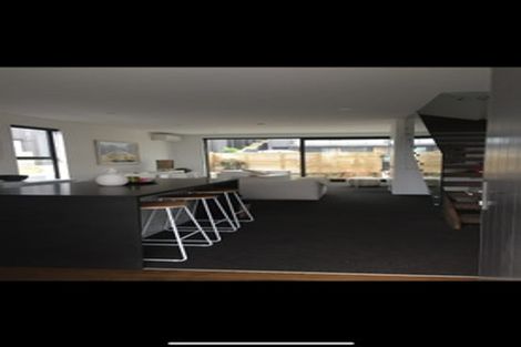 Photo of property in 2/20 Trent Street, Island Bay, Wellington, 6023