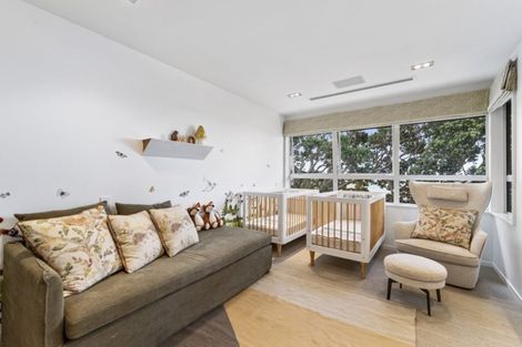 Photo of property in 25 Huntly Road, Campbells Bay, Auckland, 0630