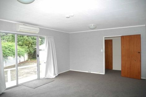 Photo of property in 43 Arawhata Road, Paraparaumu, 5032