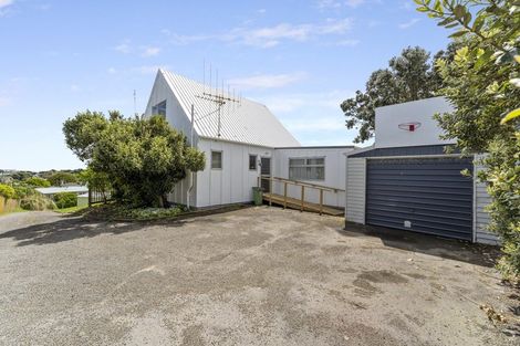 Photo of property in 54 Ngaio Street, Otaki Beach, Otaki, 5512