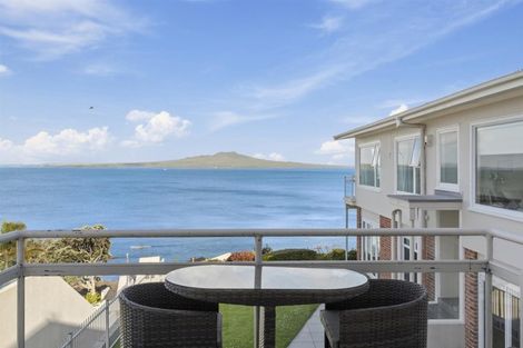 Photo of property in 5/241 Hurstmere Road, Takapuna, Auckland, 0622