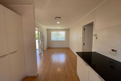 Photo of property in 79 Sunderlands Road, Half Moon Bay, Auckland, 2012