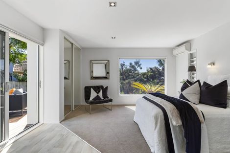 Photo of property in 18 Indus Place, Half Moon Bay, Auckland, 2012