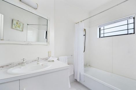 Photo of property in 7 Herea Avenue, Motuoapa, 3382