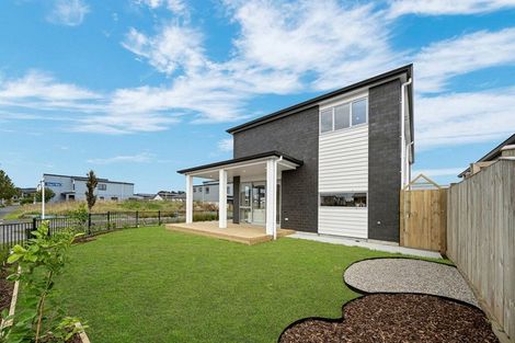 Photo of property in 50 Hari Road, Karaka, 2113