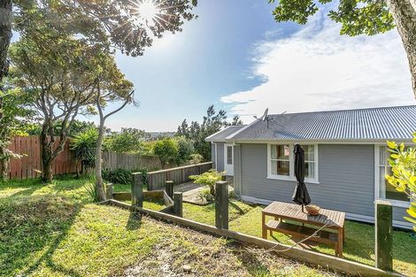 Photo of property in 3 Tuki Street, Titahi Bay, Porirua, 5022