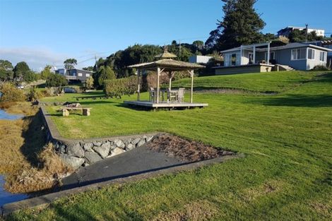 Photo of property in 249 Cove Road, Waipu, 0582