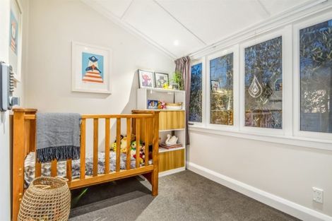 Photo of property in 2/221 Onewa Road, Birkenhead, Auckland, 0626