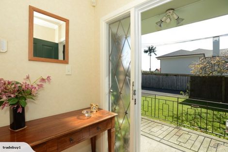 Photo of property in 1/6 Pencarrow Avenue, Mount Eden, Auckland, 1024