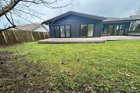 Photo of property in 82a Beach Road, Mellons Bay, Auckland, 2014