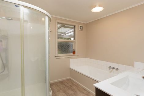 Photo of property in 6 Paul Street, Waimate, 7924