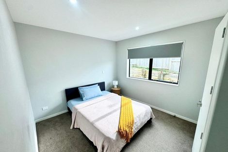 Photo of property in 5 Kate Duncan Drive, Swanson, Auckland, 0614