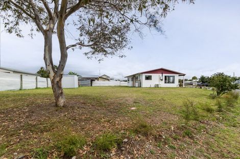 Photo of property in 3 Holmes Place, Flaxmere, Hastings, 4120