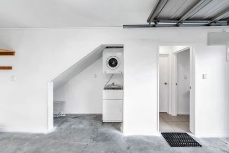 Photo of property in 4/1010 Colombo Street, St Albans, Christchurch, 8014