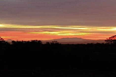 Photo of property in 403 Opunake Road, Cardiff, Stratford, 4391