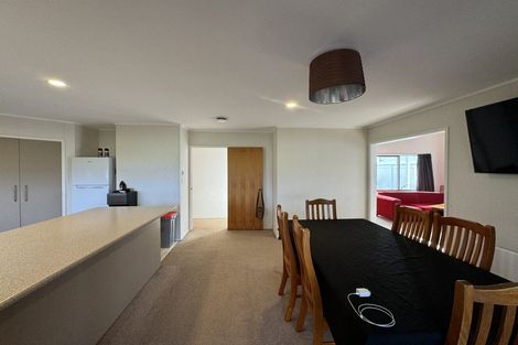 Photo of property in 124 Carnoustie Drive, Wattle Downs, Auckland, 2103