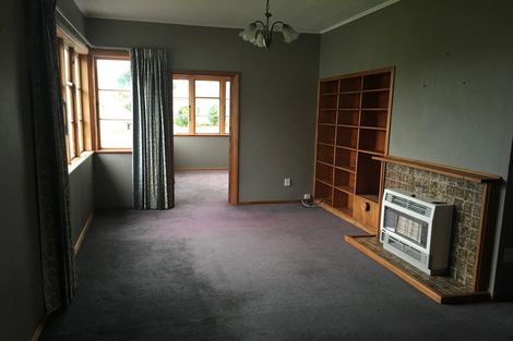 Photo of property in 32 Rangiora Avenue, Roslyn, Palmerston North, 4414
