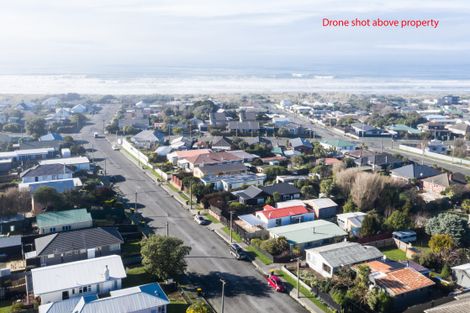 Photo of property in 64 Effingham Street, North New Brighton, Christchurch, 8083