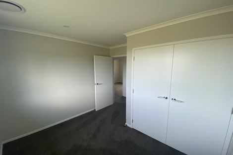 Photo of property in 909 State Highway 2, Opaki, Masterton, 5881