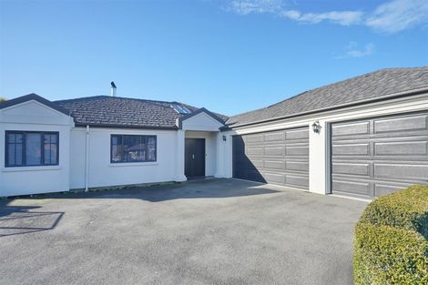 Photo of property in 2 The Stables, Woodend, 7610