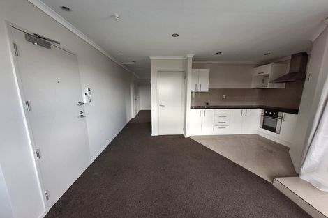 Photo of property in 4/4 Wallson Crescent, Wiri, Auckland, 2104