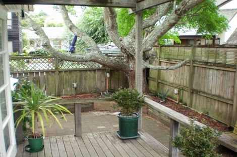 Photo of property in 17 Kitirawa Road, Remuera, Auckland, 1050