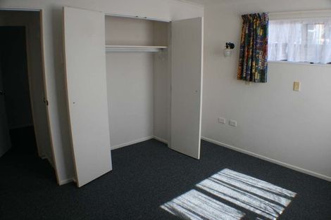 Photo of property in 12 Pipitea Place, Massey, Auckland, 0614