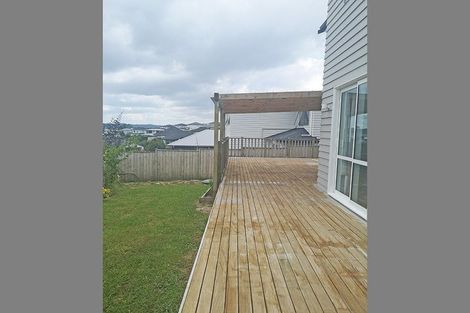 Photo of property in 6 Whaley Greens, Silverdale, 0932