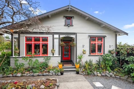 Photo of property in 28 Matenga Street, Waikanae, 5036