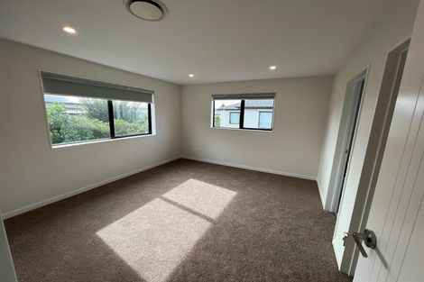 Photo of property in 9 Ti Kouka Place, Te Atatu Peninsula, Auckland, 0610