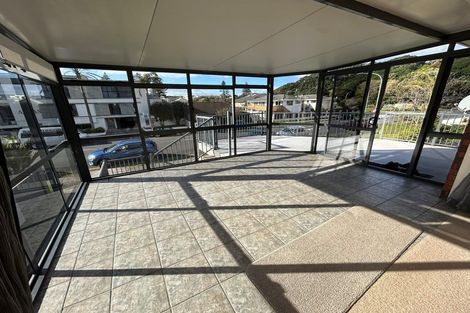 Photo of property in 50a Maunganui Road, Mount Maunganui, 3116