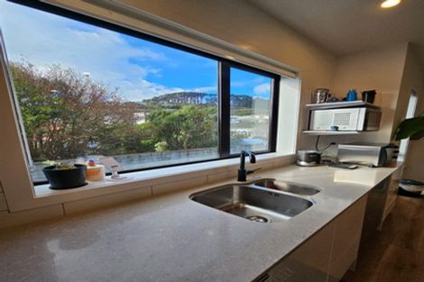 Photo of property in 4b Regent Street, Newtown, Wellington, 6021