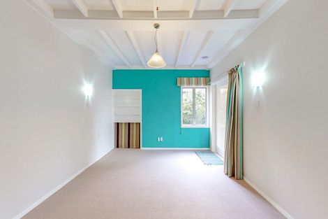 Photo of property in 436 Muritai Road, Eastbourne, Lower Hutt, 5013