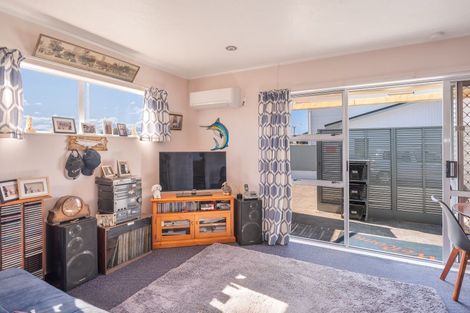 Photo of property in 21/376 Kennedy Road, Pirimai, Napier, 4112