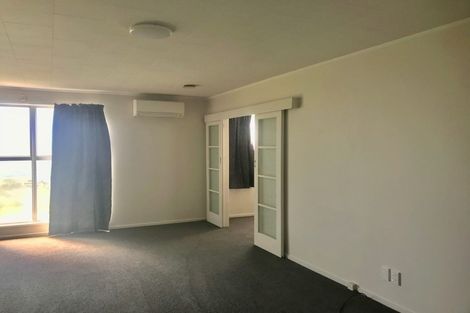 Photo of property in 6 Desford Place, Mangere, Auckland, 2022