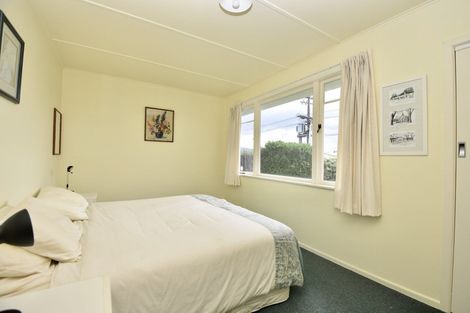 Photo of property in 15 Charles Street, Carterton, 5713