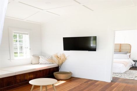 Photo of property in 3 Bernard Street, Two Mile Bay, Taupo, 3330