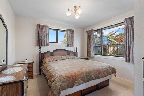 Photo of property in 9 Lowry Avenue, Redwood, Christchurch, 8051