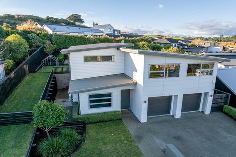 Photo of property in 44 Anselmi Ridge Road, Pukekohe, 2120