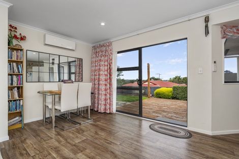 Photo of property in 15 Maddison Place, Welcome Bay, Tauranga, 3112