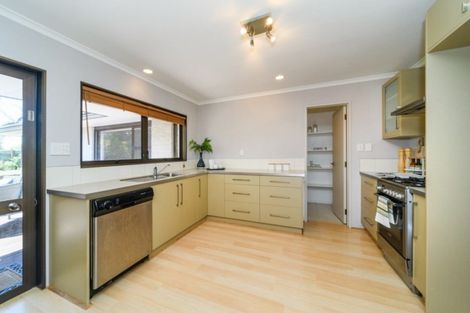 Photo of property in 22 Aintree Crescent, Awapuni, Palmerston North, 4412