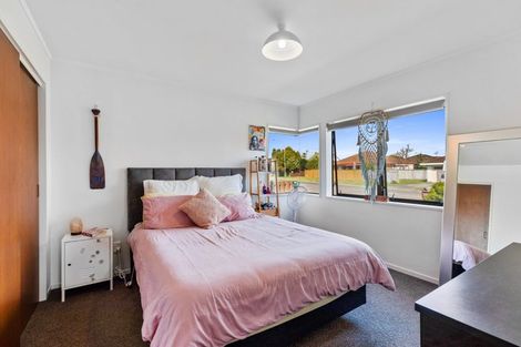 Photo of property in 1/77 Gloucester Road, Mount Maunganui, 3116