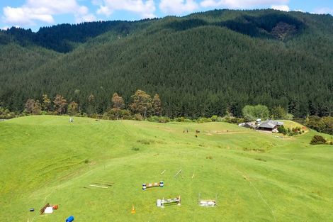 Photo of property in 1098 Woodcocks Road, Kaipara Flats, Warkworth, 0981