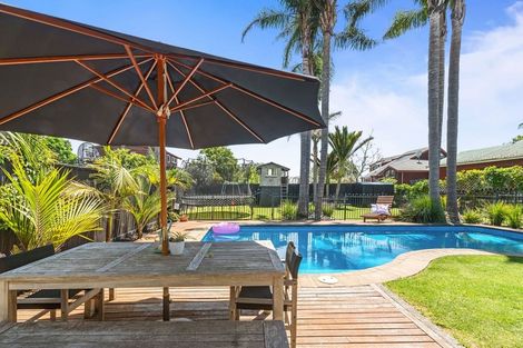 Photo of property in 80 Ngataringa Road, Devonport, Auckland, 0624