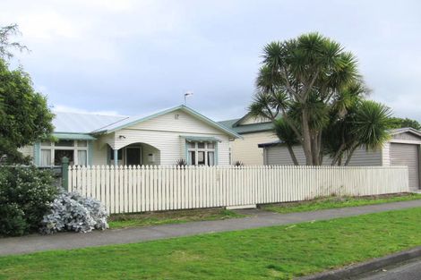 Photo of property in 120 Russell Street, Palmerston North, 4414