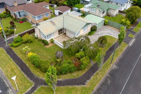 Photo of property in 30 Macmurdo Avenue, Glenview, Hamilton, 3206